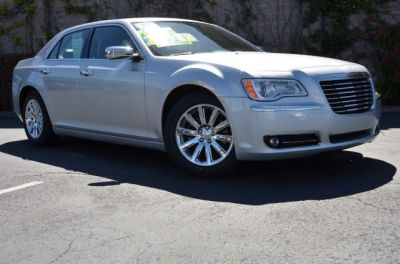 2012 Chrysler 300  Limited