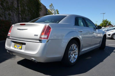 2012 Chrysler 300  Limited