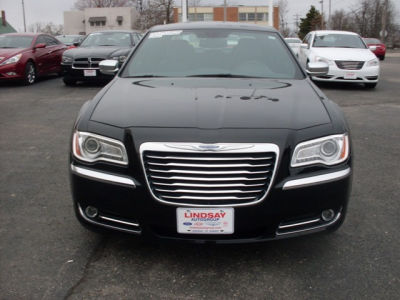 2012 Chrysler 300  Limited