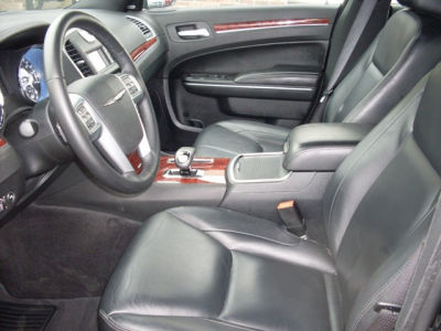 2012 Chrysler 300  Limited