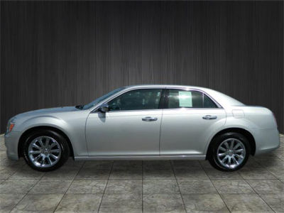 2012 Chrysler 300  Limited