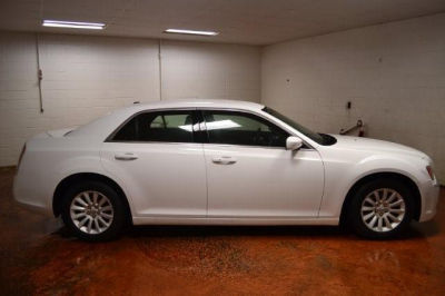 2013 Chrysler 300  Base