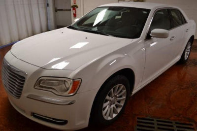 2013 Chrysler 300  Base