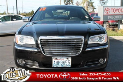 2012 Chrysler 300  Limited