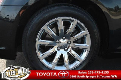 2012 Chrysler 300  Limited