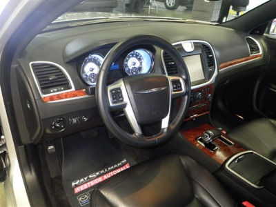 2012 Chrysler 300  Limited