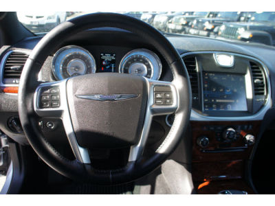 2012 Chrysler 300  Limited