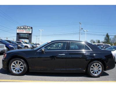 2012 Chrysler 300  Limited