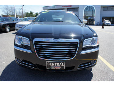 2012 Chrysler 300  Limited