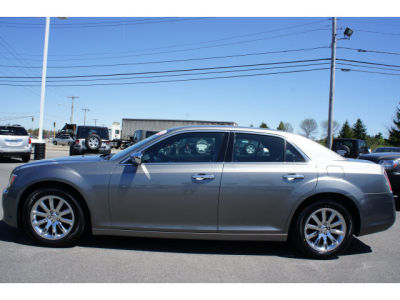 2012 Chrysler 300  Limited