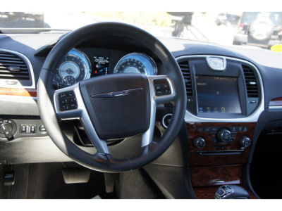 2012 Chrysler 300  Limited