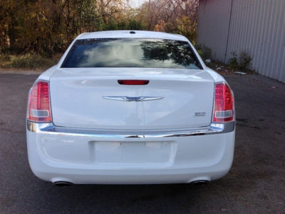 2012 Chrysler 300  Limited