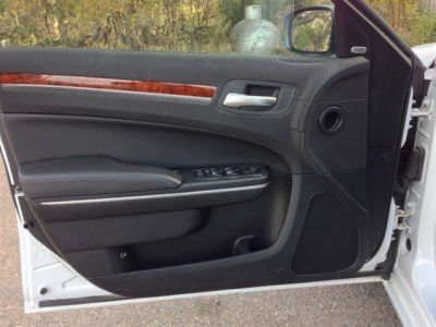 2012 Chrysler 300  Limited