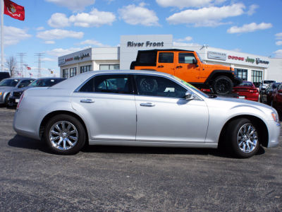 2012 Chrysler 300  Limited