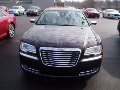 2012 Chrysler 300  Limited