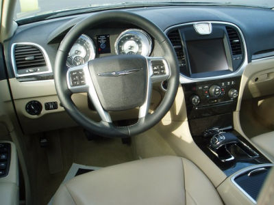 2012 Chrysler 300  Limited