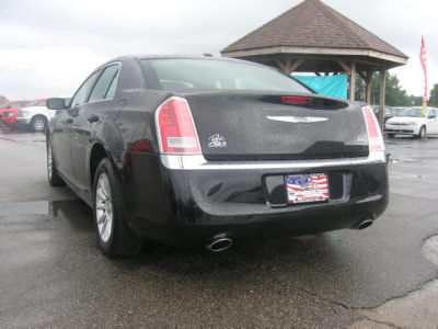 2012 Chrysler 300  Base