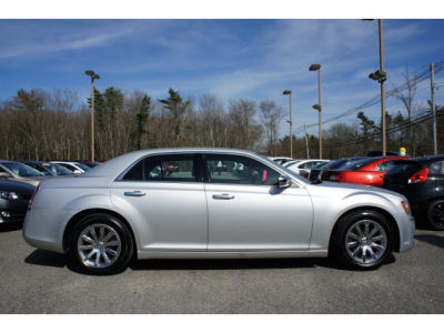 2012 Chrysler 300  Limited