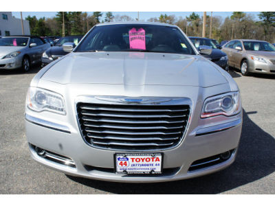 2012 Chrysler 300  Limited
