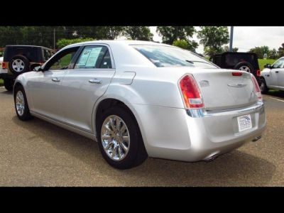 2012 Chrysler 300  Limited