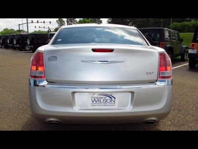 2012 Chrysler 300  Limited