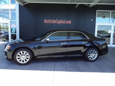 2012 Chrysler 300  Limited