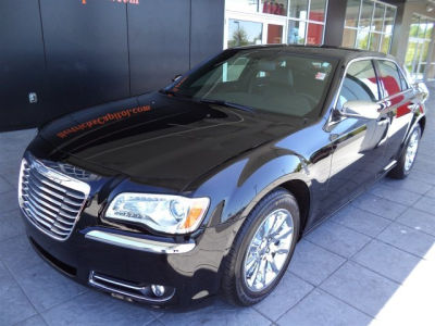 2012 Chrysler 300  Limited