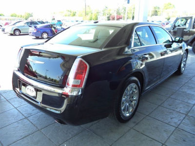 2012 Chrysler 300  Limited