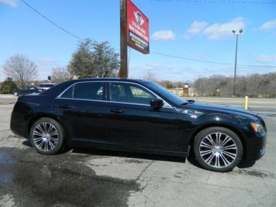 2012 Chrysler 300  S V6