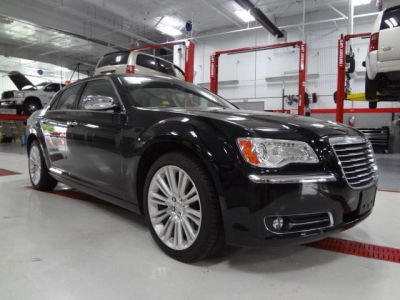 2011 Chrysler 300  Limited