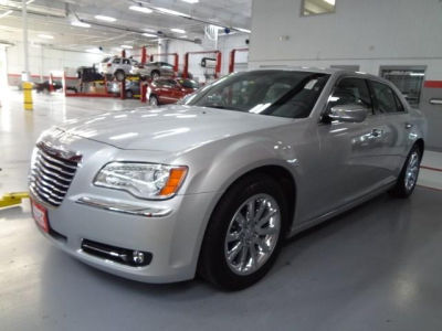 2012 Chrysler 300 Limited