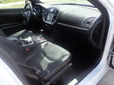 2011 Chrysler 300 Limited