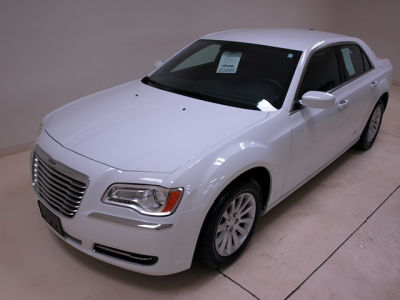 2013 Chrysler 300  Base