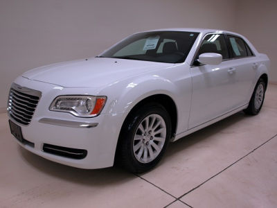 2013 Chrysler 300  Base