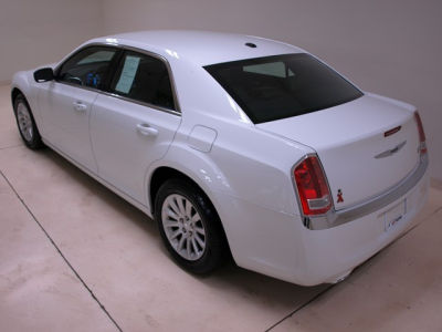 2013 Chrysler 300  Base