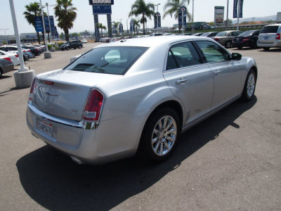 2012 Chrysler 300  Limited