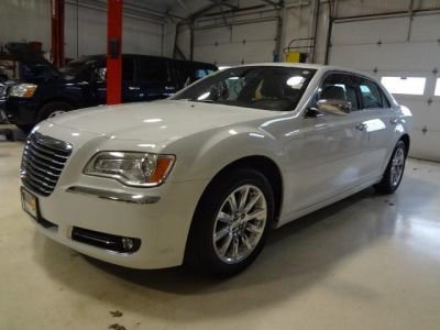 2012 Chrysler 300 Limited