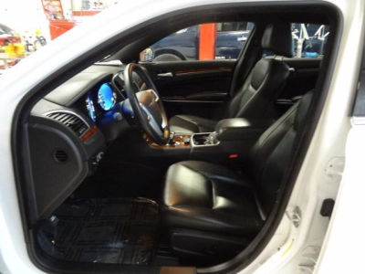 2012 Chrysler 300 Limited