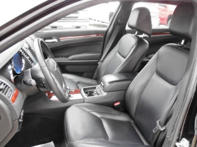2012 Chrysler 300  Limited