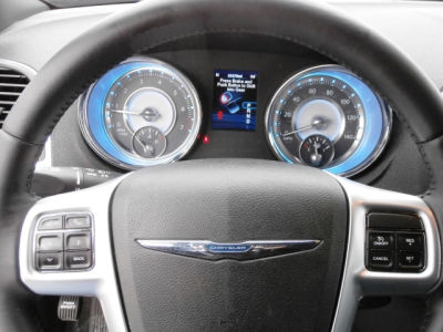 2012 Chrysler 300  Limited