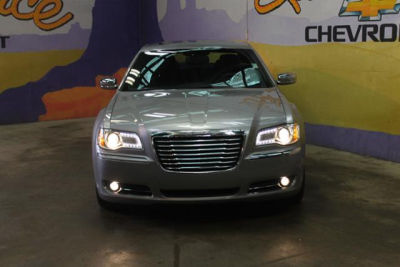 2011 Chrysler 300  Limited