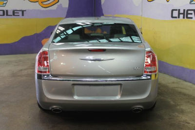 2011 Chrysler 300  Limited