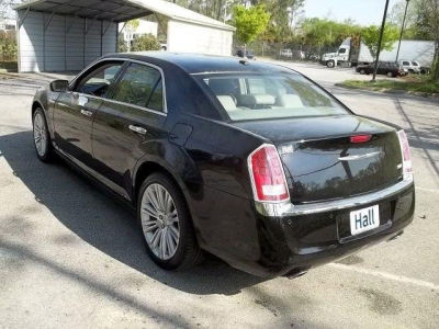 2011 Chrysler 300  Limited
