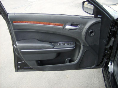2012 Chrysler 300  Limited