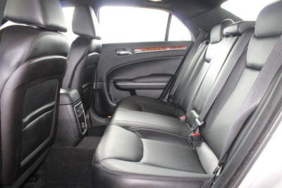 2012 Chrysler 300 Limited
