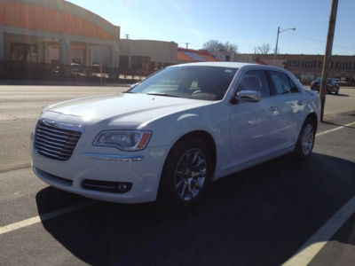 2012 Chrysler 300 Limited