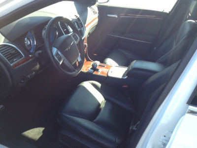 2012 Chrysler 300 Limited