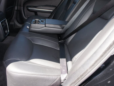 2012 Chrysler 300 Limited