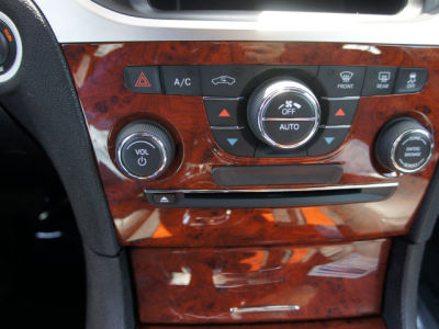 2012 Chrysler 300 Limited
