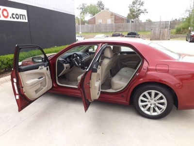 2012 Chrysler 300 Limited
